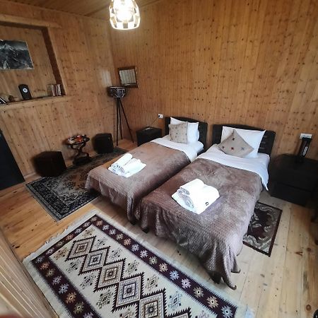 Hotel Bana Kazbegi Esterno foto
