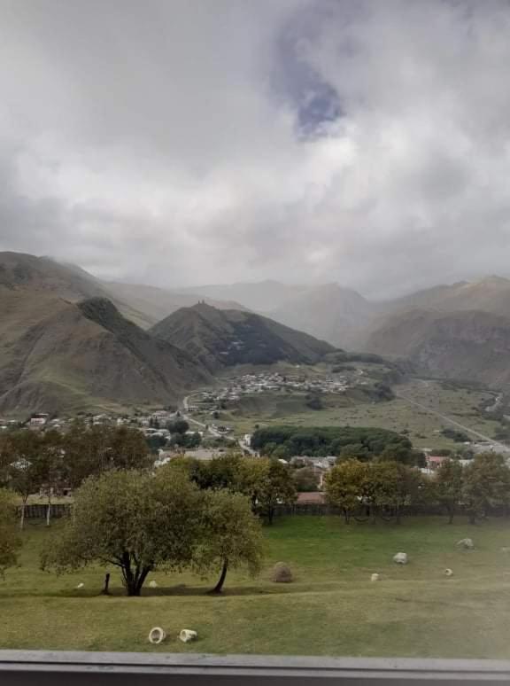 Hotel Bana Kazbegi Esterno foto