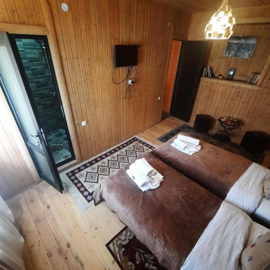 Hotel Bana Kazbegi Esterno foto