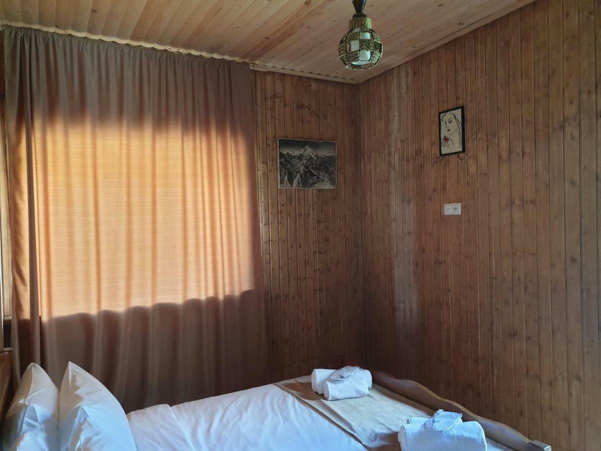 Hotel Bana Kazbegi Esterno foto