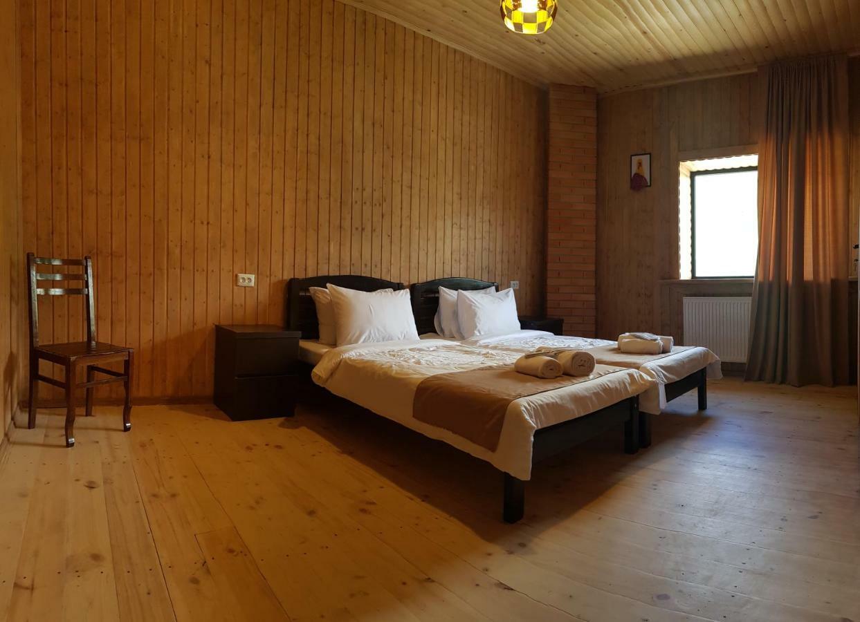 Hotel Bana Kazbegi Esterno foto