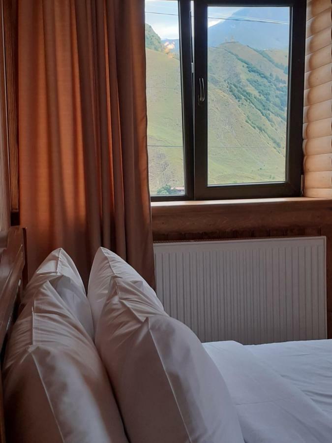 Hotel Bana Kazbegi Esterno foto